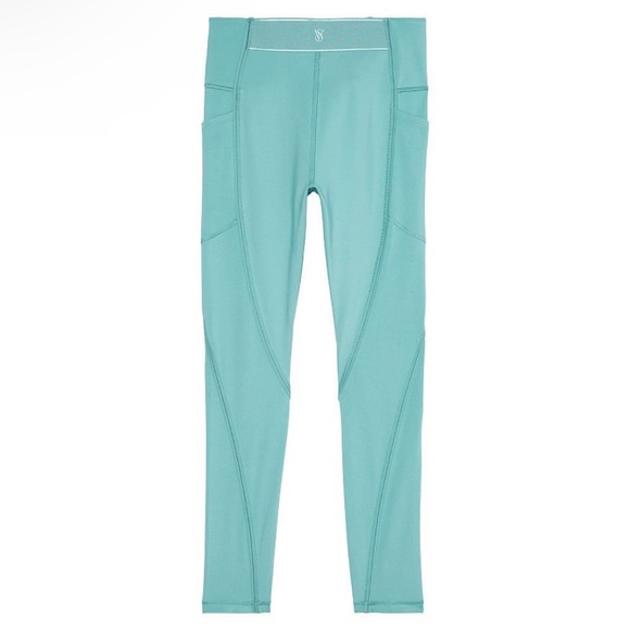 VICTORIA'S SECRET
Core Essential Pocket Leggings size XS - Picture 7 of 8